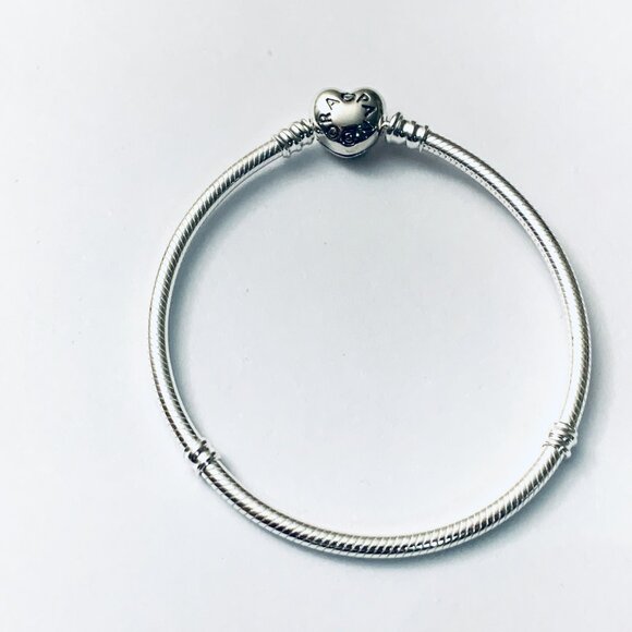 Authentic Pandora Silver HEART CLASP Snake Bracelet - Picture 9 of 11